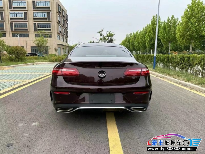 20年奔驰E轿车抵押车出售