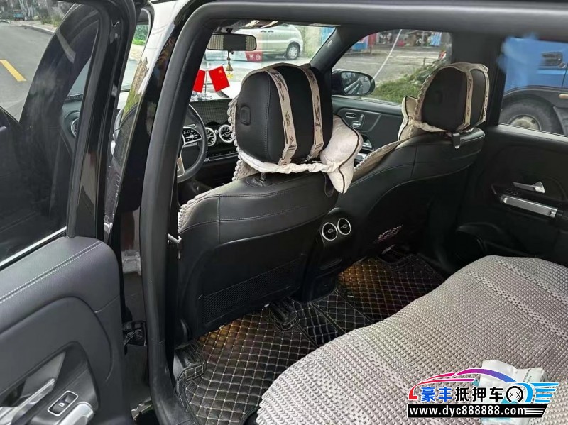 21年奔驰GLB轿车抵押车出售