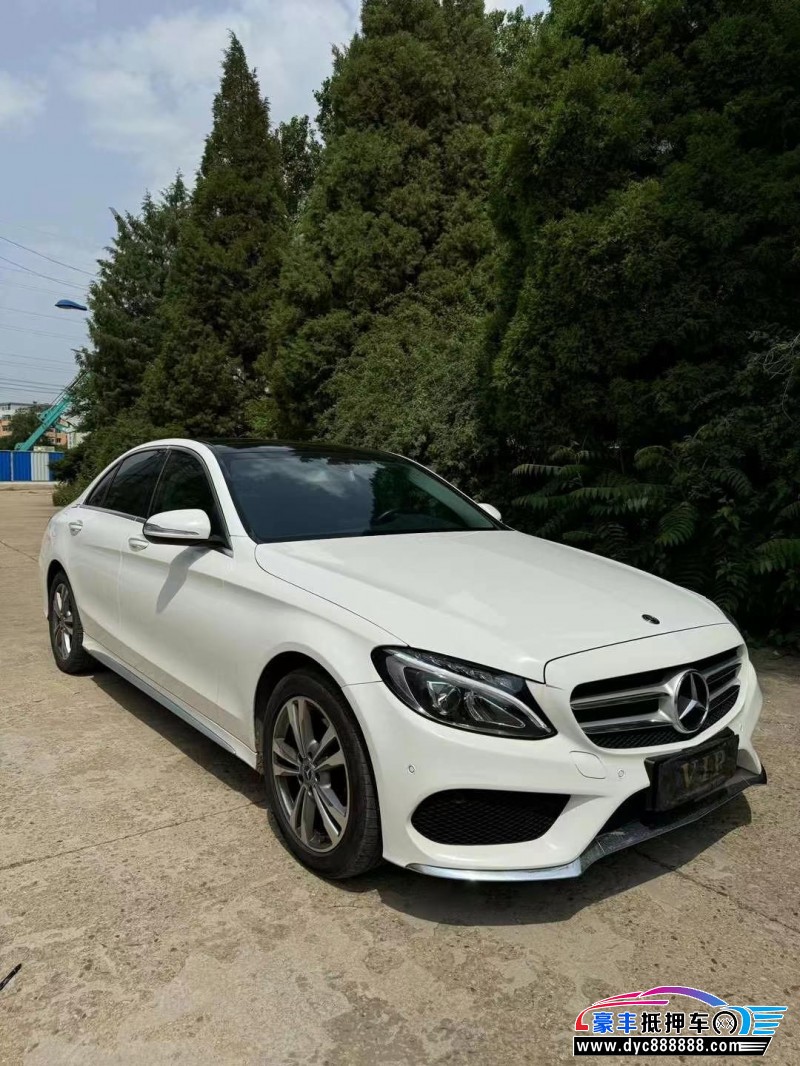 17年奔驰C轿车抵押车出售