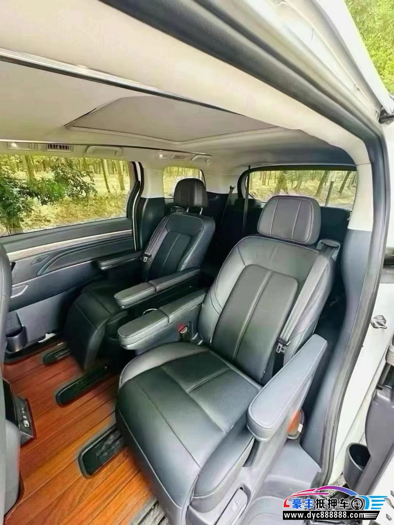 20年传祺M8轿车抵押车出售