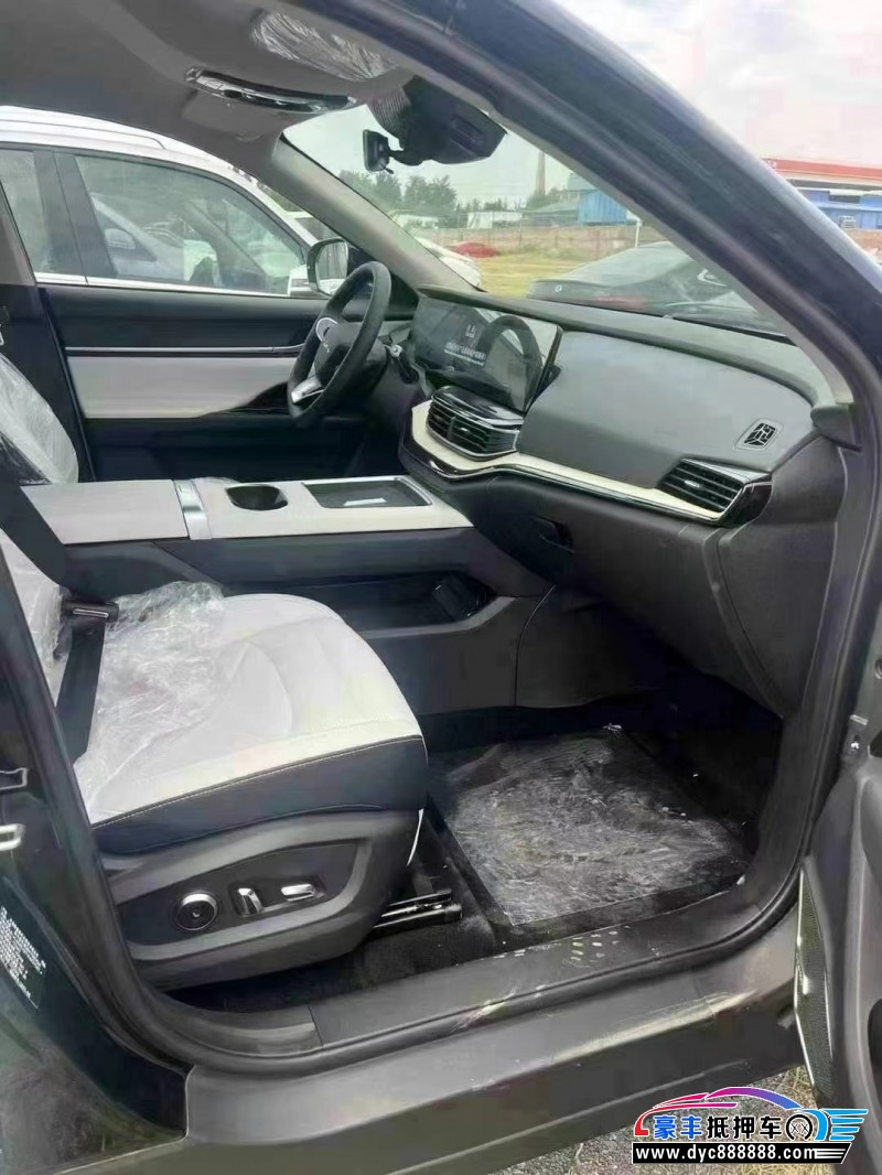 24年奇瑞舒享家轿车抵押车出售