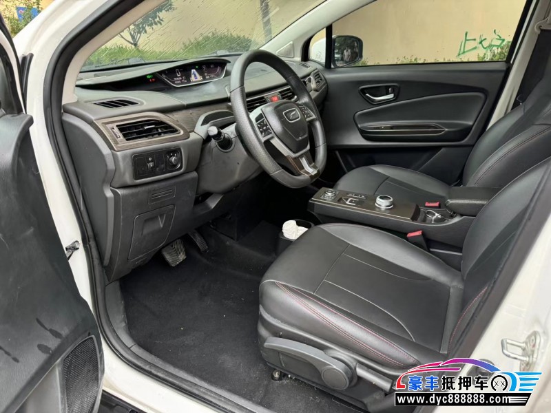 22年云度π3轿车抵押车出售