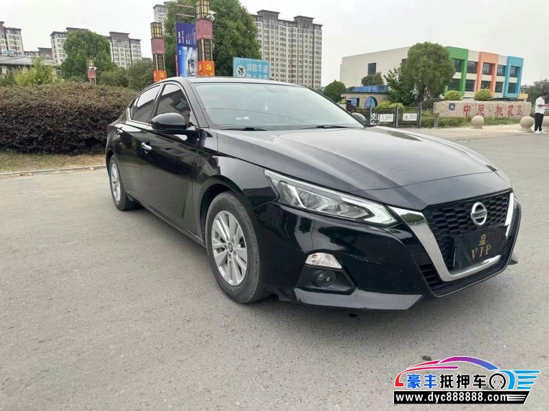 20年日产天籁轿车抵押车出售