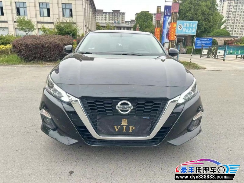 20年日产天籁轿车抵押车出售