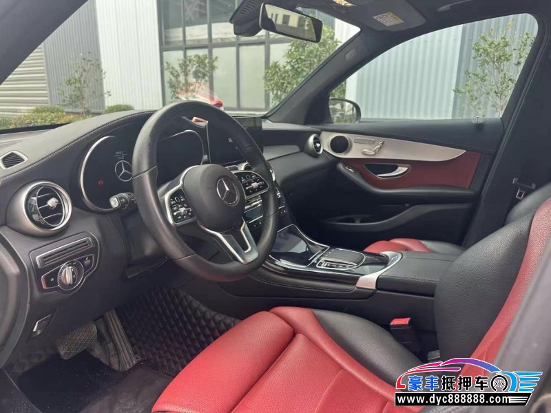 22年奔驰GLC轿车抵押车出售