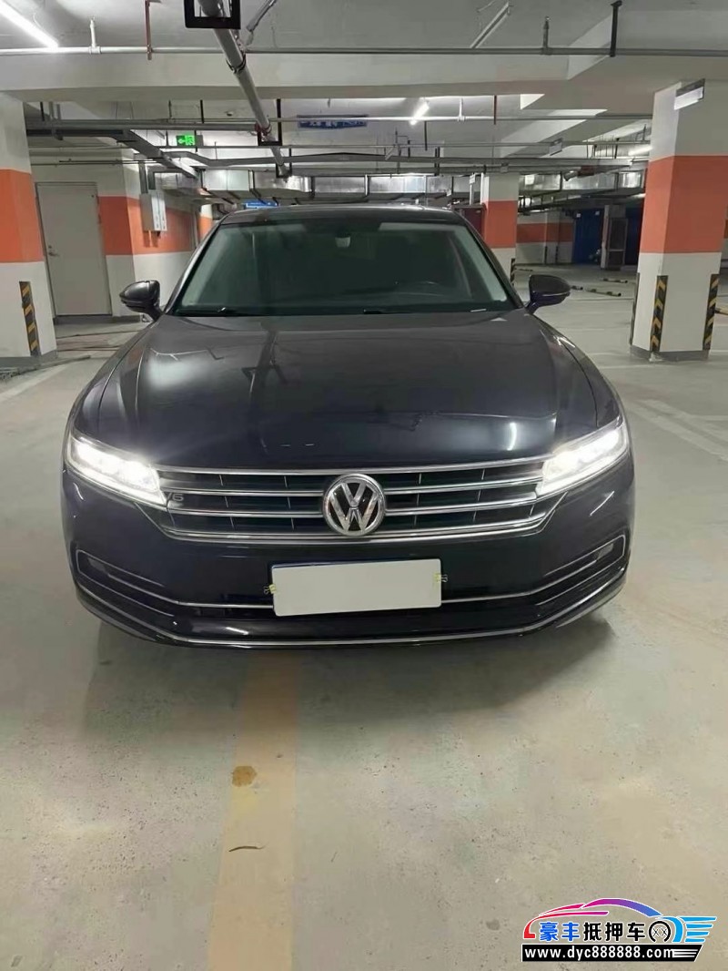 18年大众辉昂轿车抵押车出售