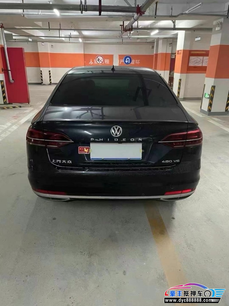 18年大众辉昂轿车抵押车出售