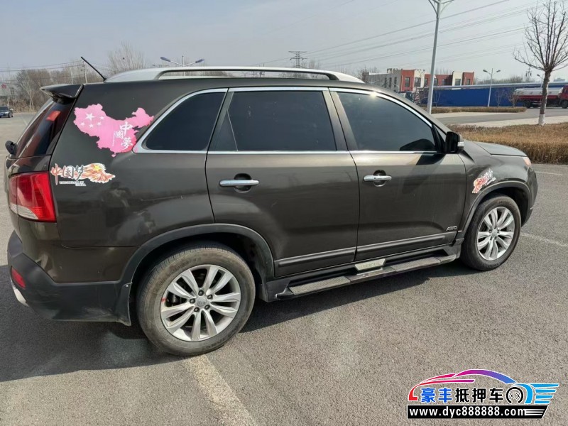 12年起亚索兰托轿车抵押车出售