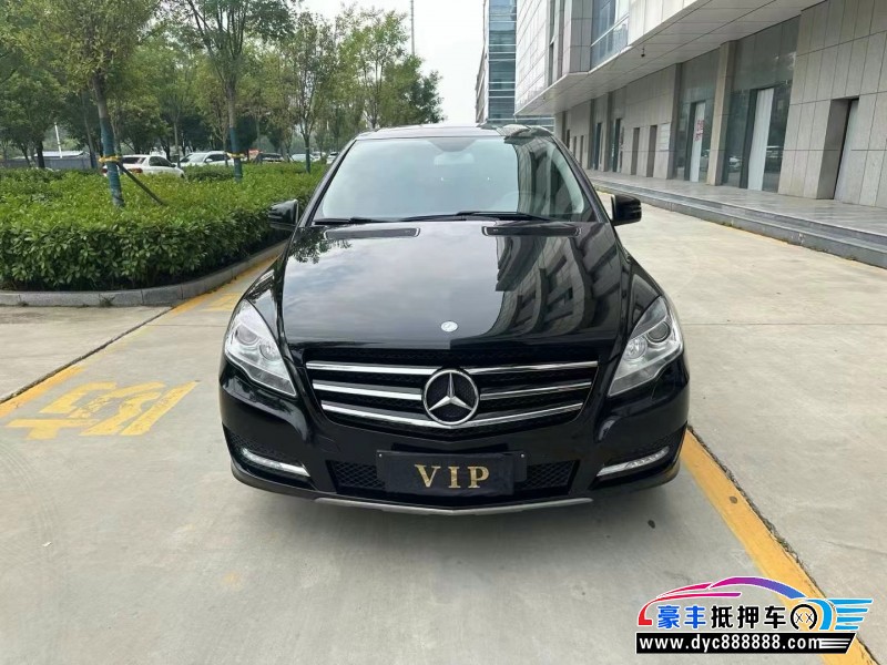 17年奔驰R轿车抵押车出售