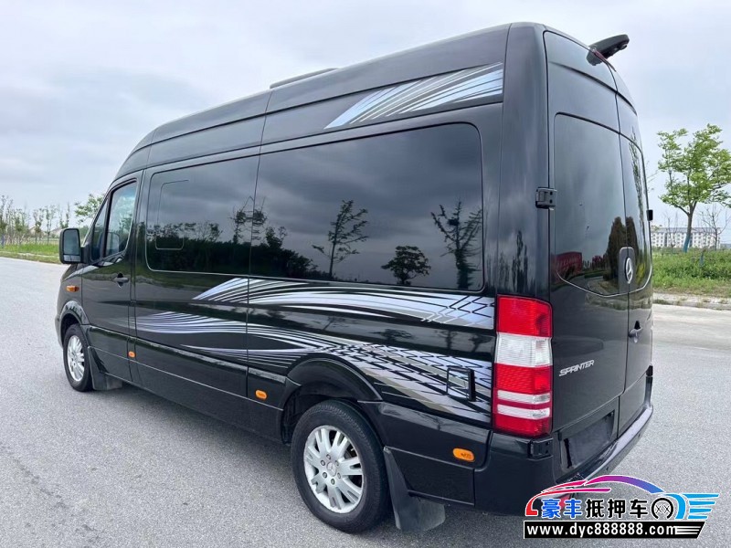 15年奔驰斯宾特轿车抵押车出售