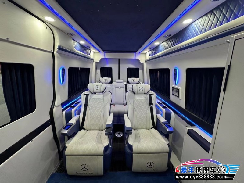 15年奔驰斯宾特轿车抵押车出售