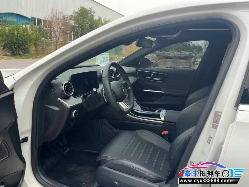 22年奔驰C轿车抵押车出售