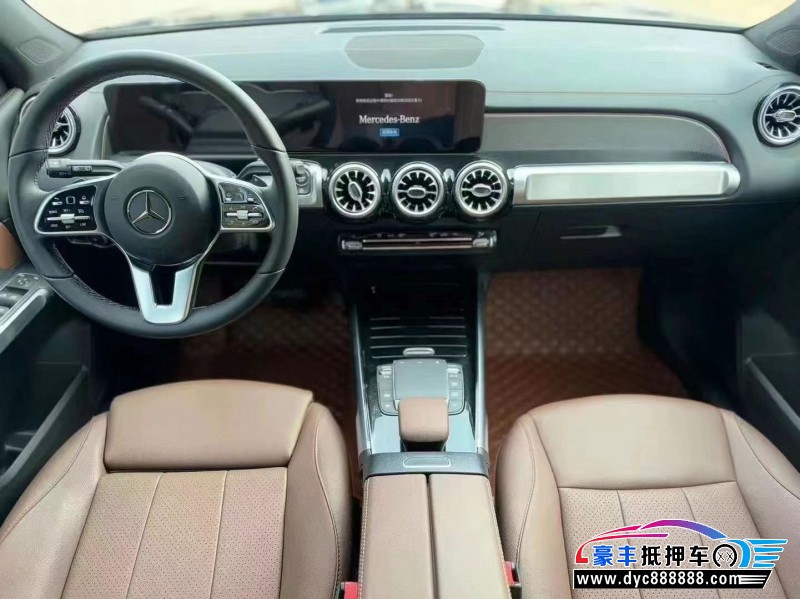 23年奔驰GLB轿车抵押车出售