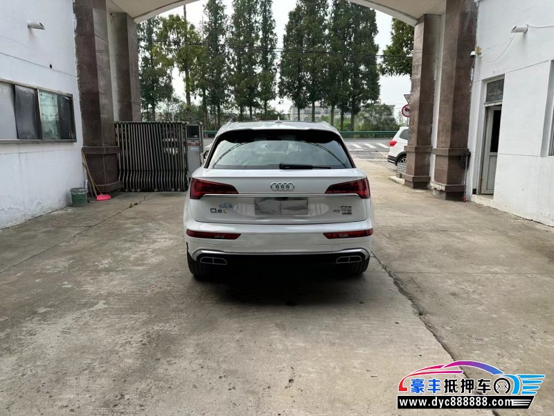 22年奥迪Q5SUV抵押车出售