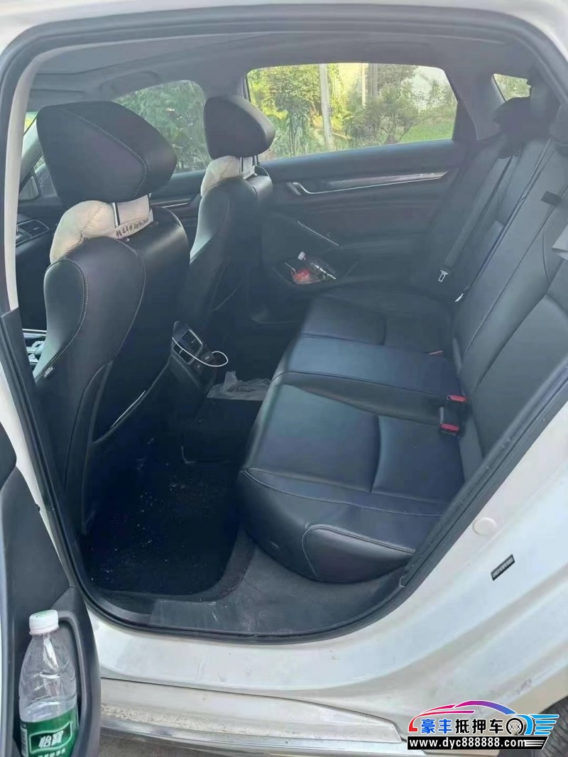 22年本田雅阁轿车抵押车出售