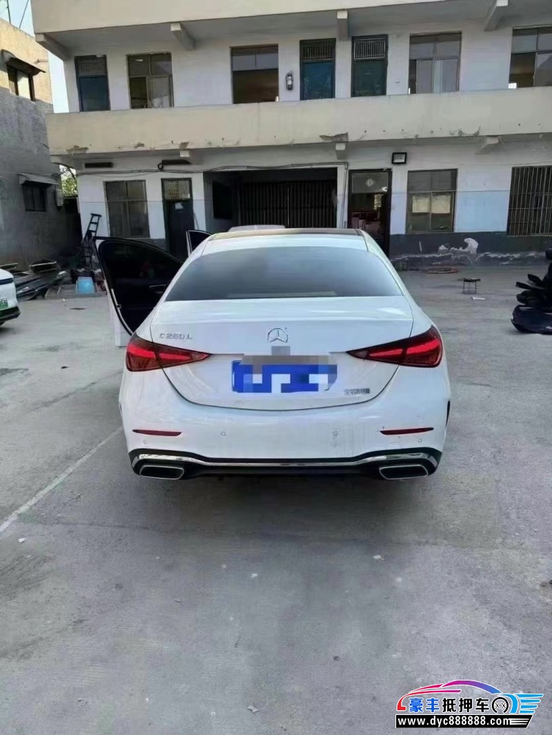 22年奔驰C轿车抵押车出售