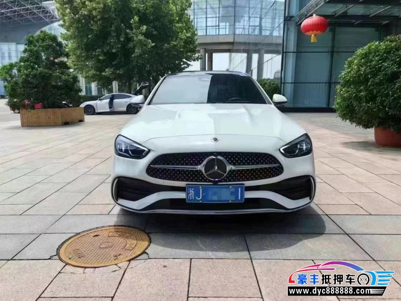 24年奔驰C轿车抵押车出售