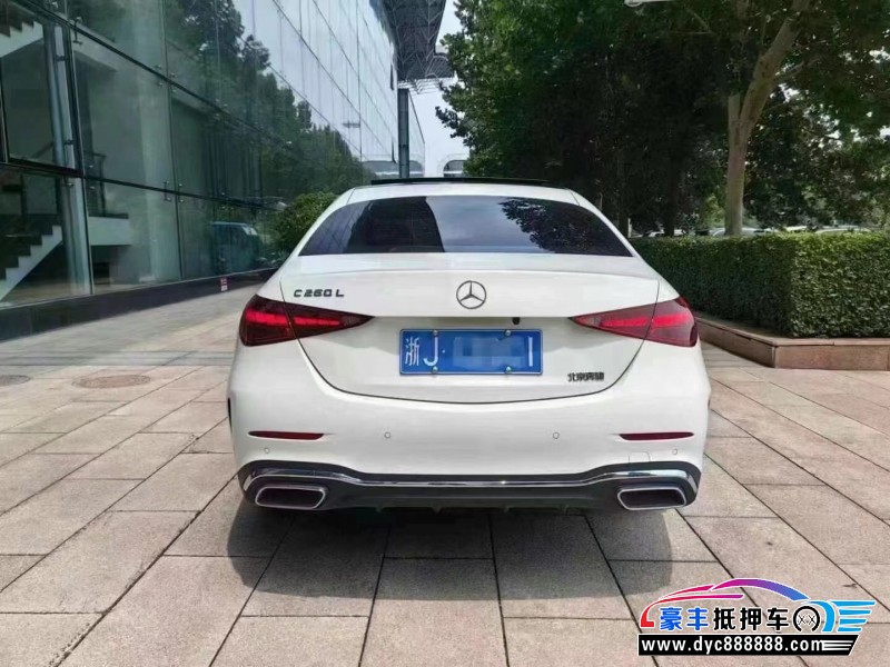 24年奔驰C轿车抵押车出售