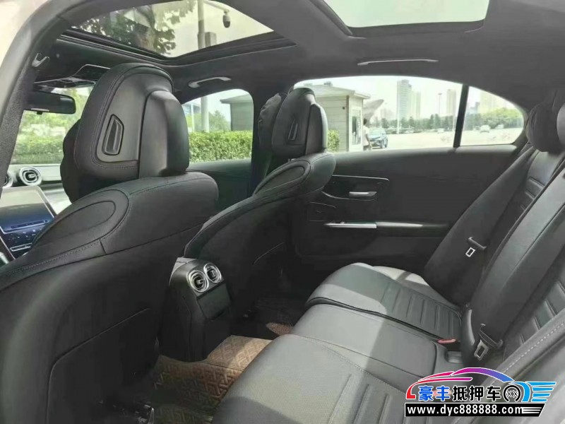 24年奔驰C轿车抵押车出售