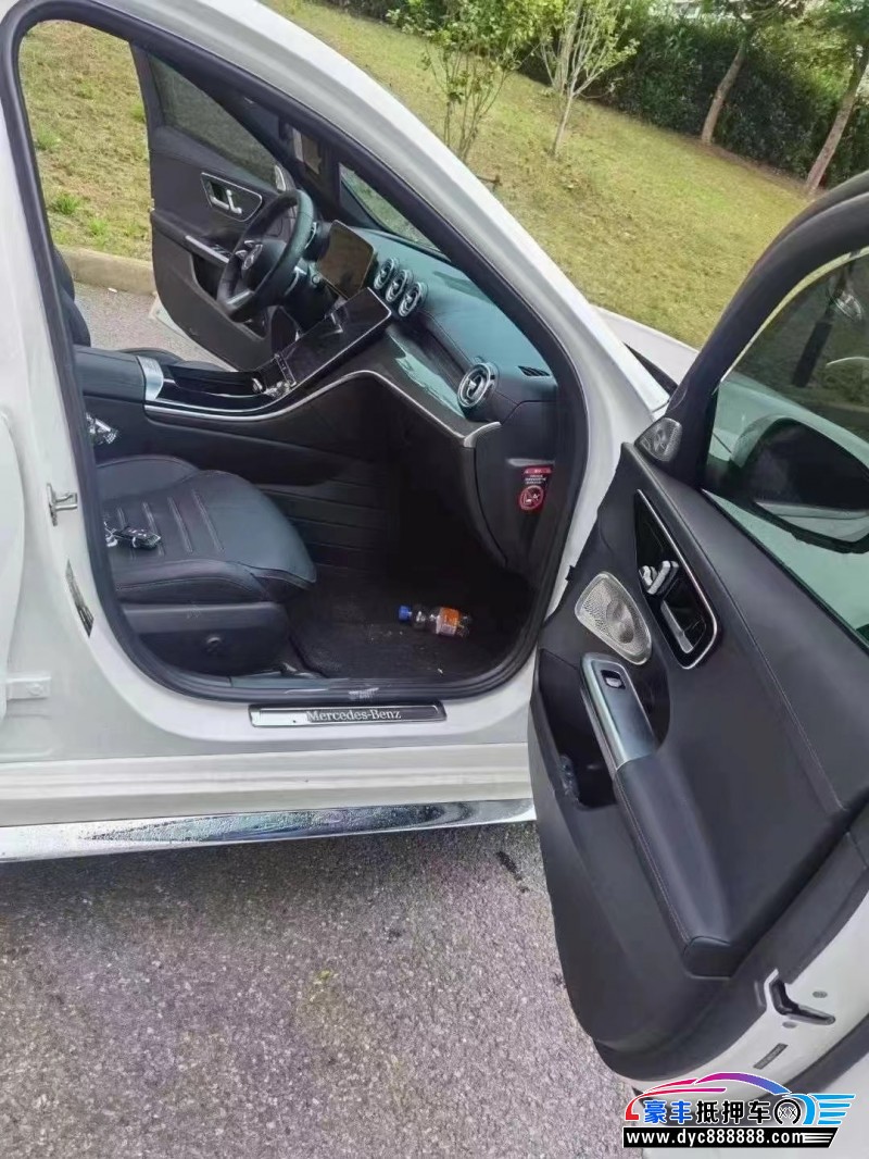 23年奔驰C轿车抵押车出售