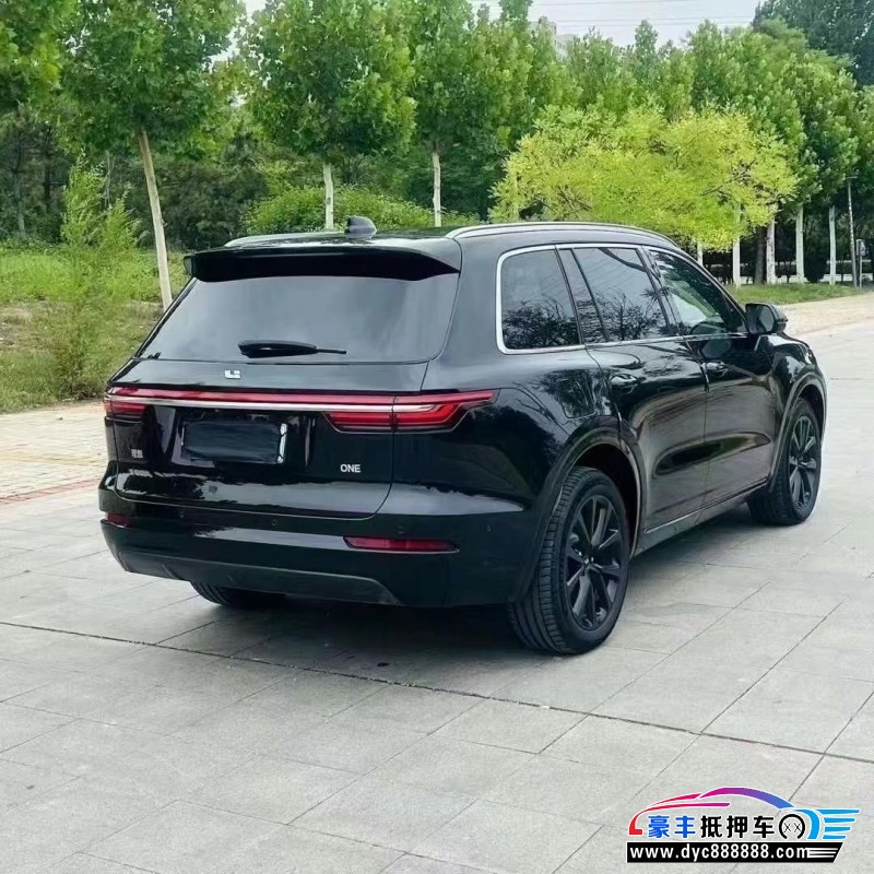 22年理想ONE轿车抵押车出售