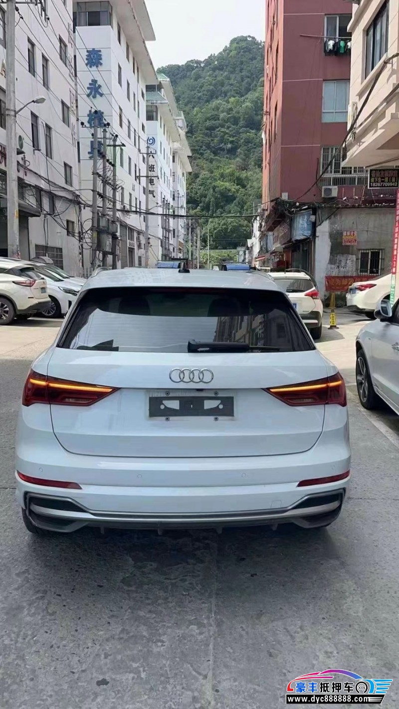 20年奥迪Q3轿车抵押车出售