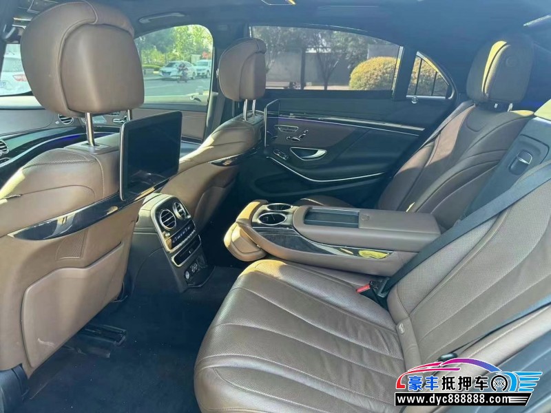 19年奔驰S轿车抵押车出售