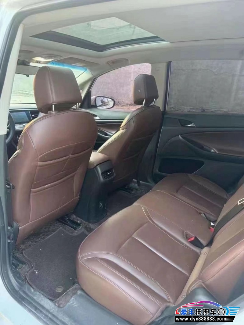 19年别克别克GL6轿车抵押车出售