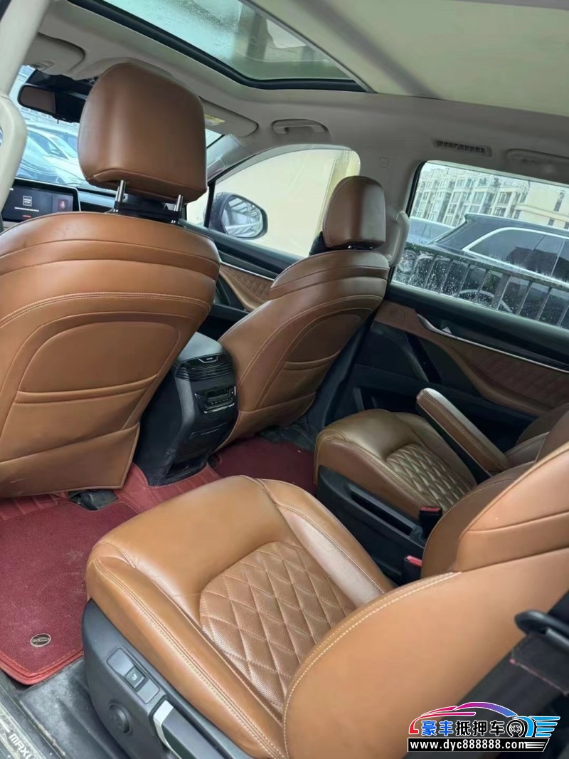 21年上汽大通D90轿车抵押车出售