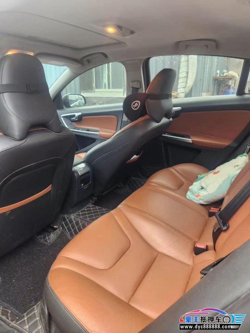 19年沃尔沃S60轿车抵押车出售