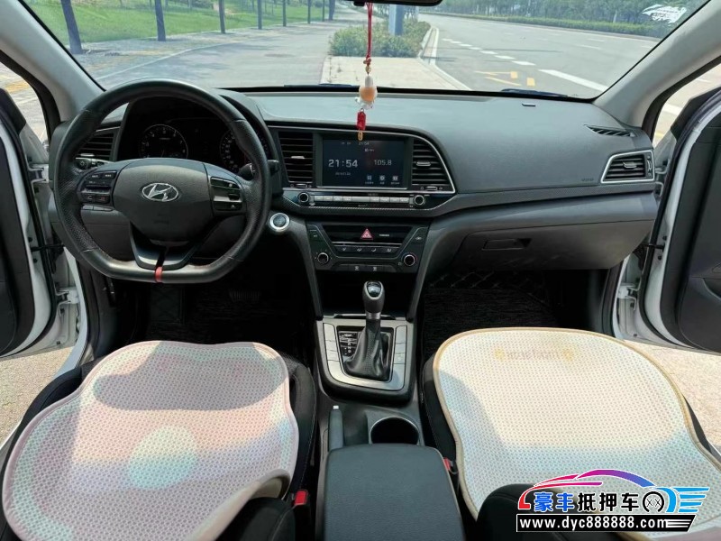 19年现代领动轿车抵押车出售