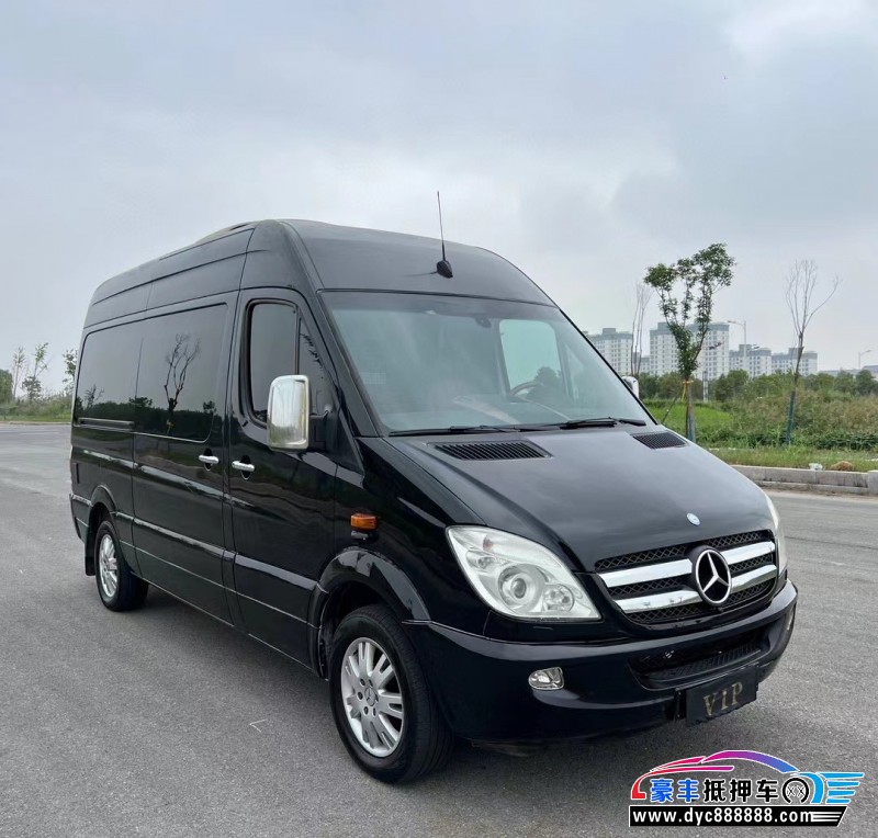 14年奔驰斯宾特轿车抵押车出售