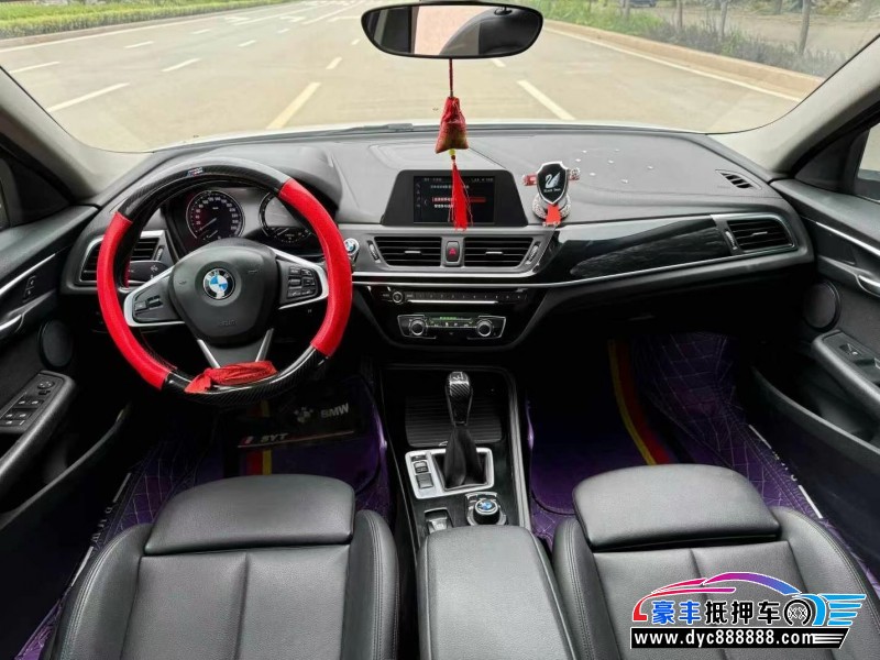 18年宝马1系轿车抵押车出售