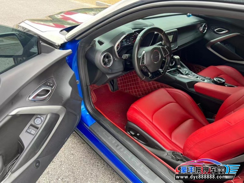 17年雪佛兰科迈罗轿车抵押车出售