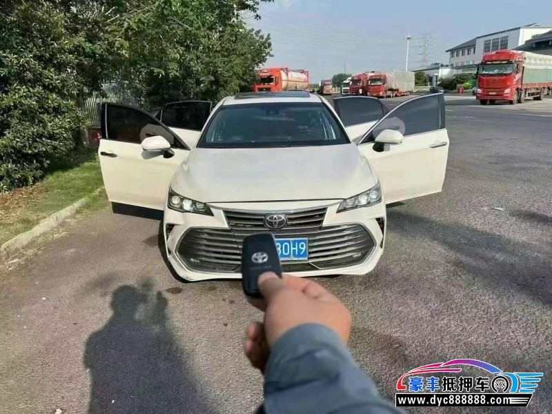 21年丰田亚洲龙轿车抵押车出售