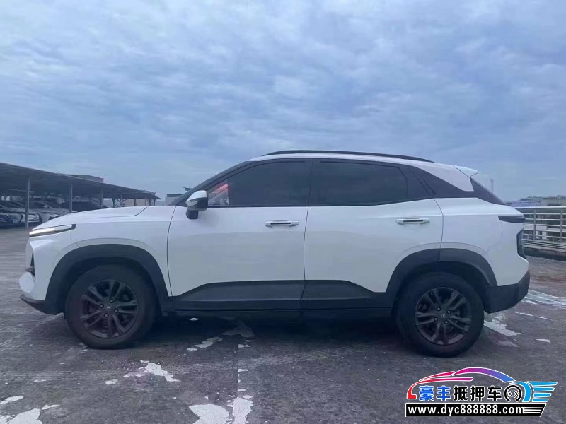 20年宝骏RS3轿车抵押车出售