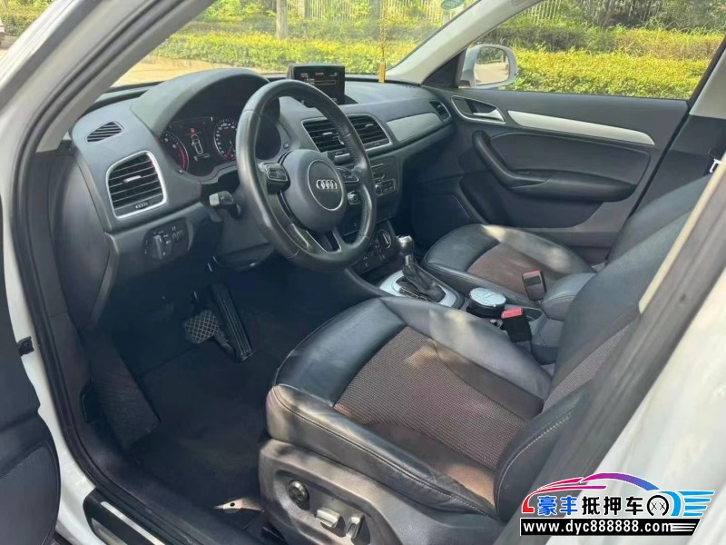 17年奥迪Q3轿车抵押车出售