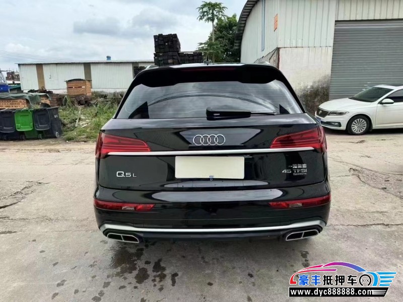 22年奥迪Q5轿车抵押车出售