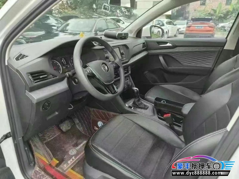 20年大众途岳轿车抵押车出售