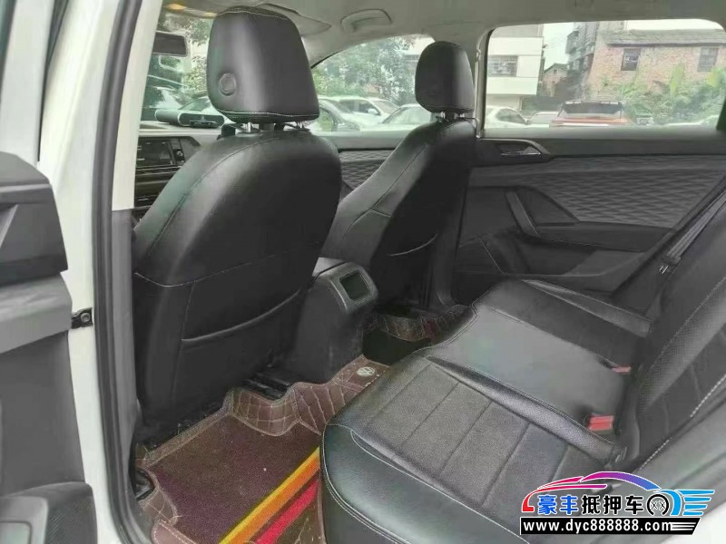 20年大众途岳轿车抵押车出售