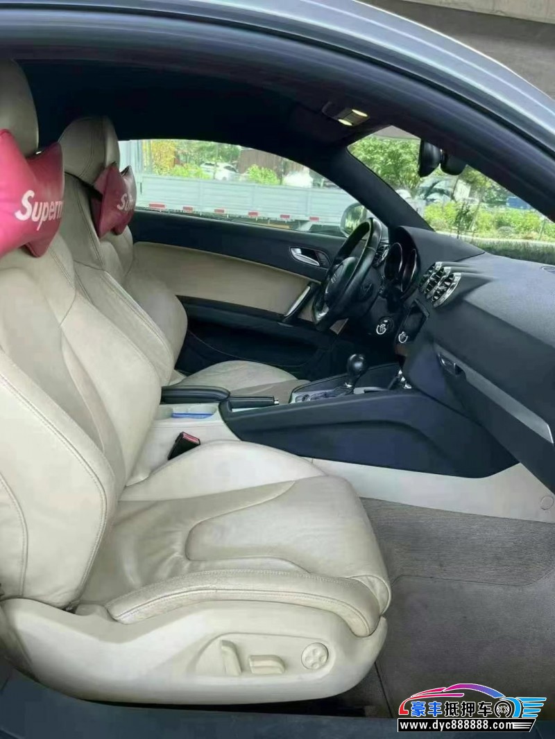 09年奥迪TT轿车抵押车出售