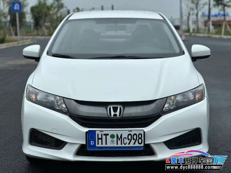 17年本田锋范轿车抵押车出售