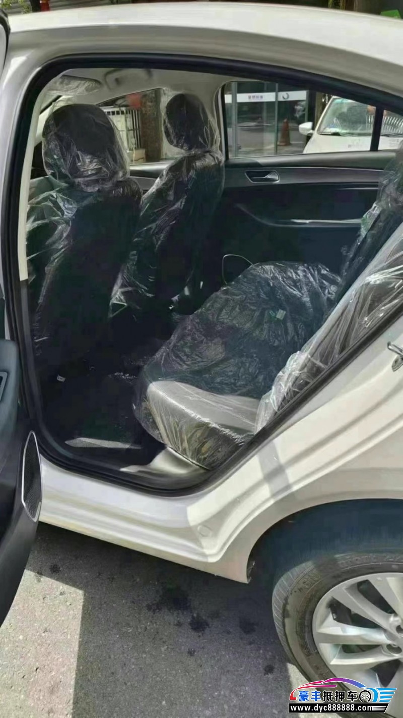 24年奇瑞艾瑞泽轿车抵押车出售