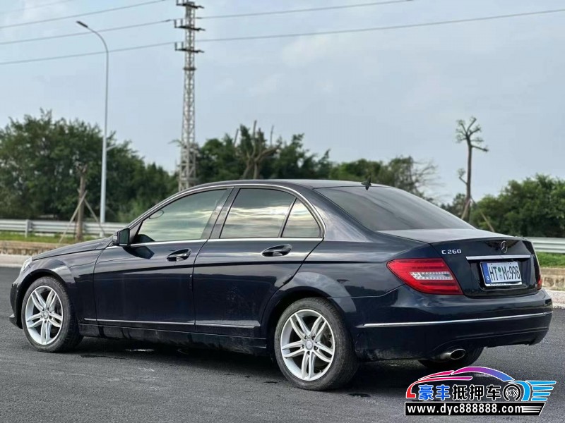 12年奔驰C轿车抵押车出售