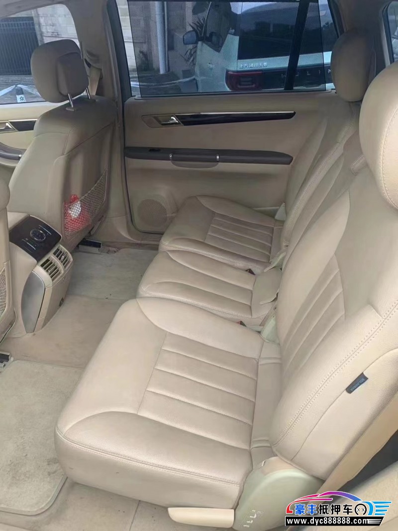 10年奔驰R轿车抵押车出售