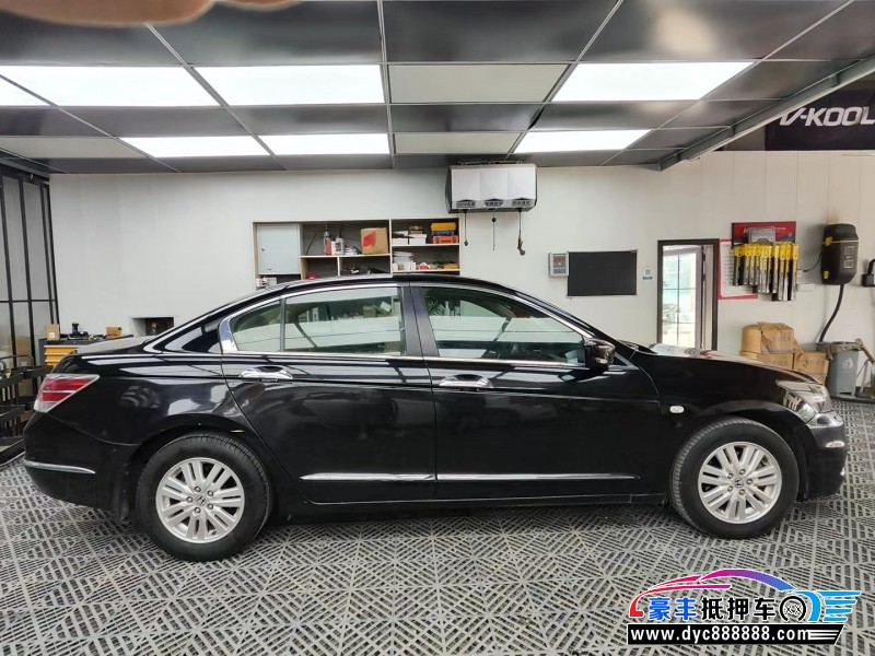 12年本田雅阁轿车抵押车出售