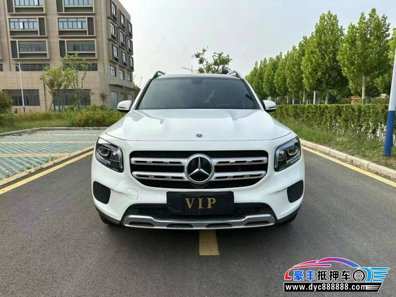 22年奔驰GLB轿车抵押车出售
