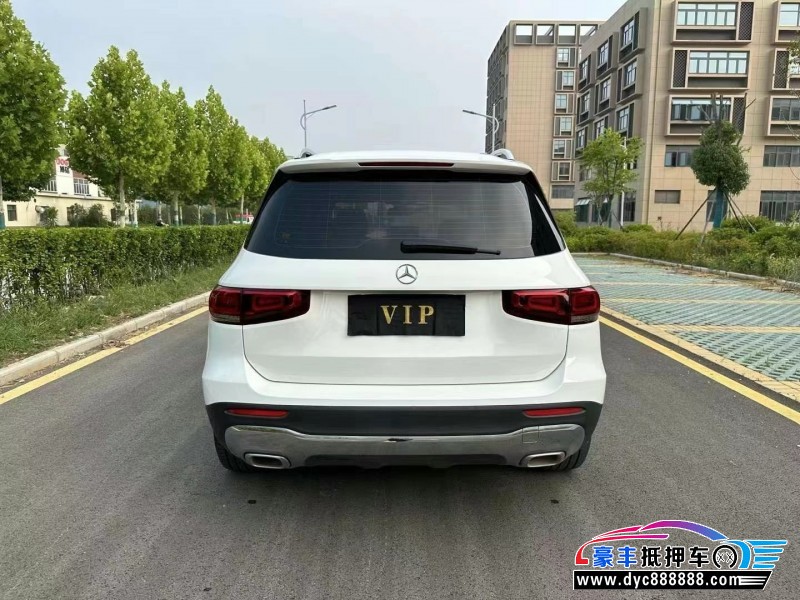 22年奔驰GLB轿车抵押车出售