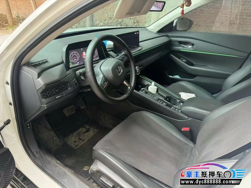 23年本田雅阁轿车抵押车出售