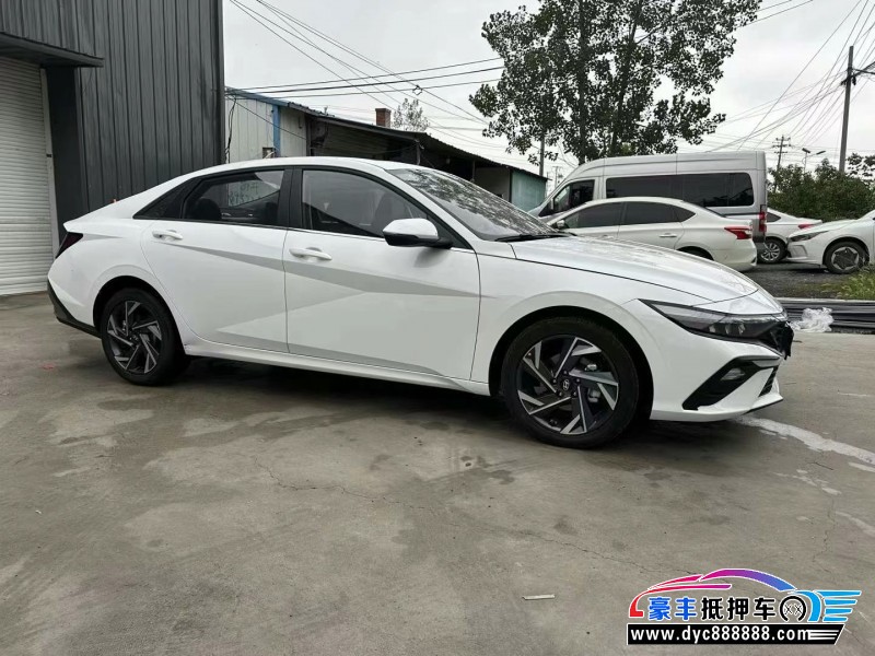 24年现代伊兰特轿车抵押车出售